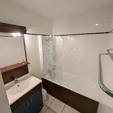 Dans Résidence Avec Piscine Extérieure La Roche-Posay